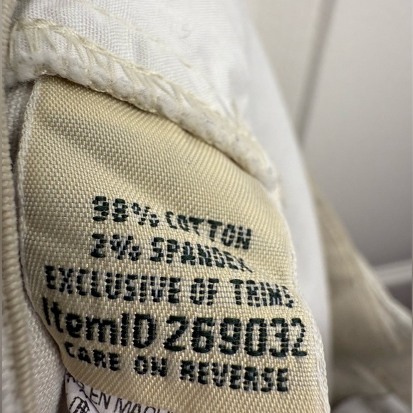 LL Bean Classic Womens Khaki Chino Pants Item #269032 Size 14 Petite GUC - Picture 6 of 6